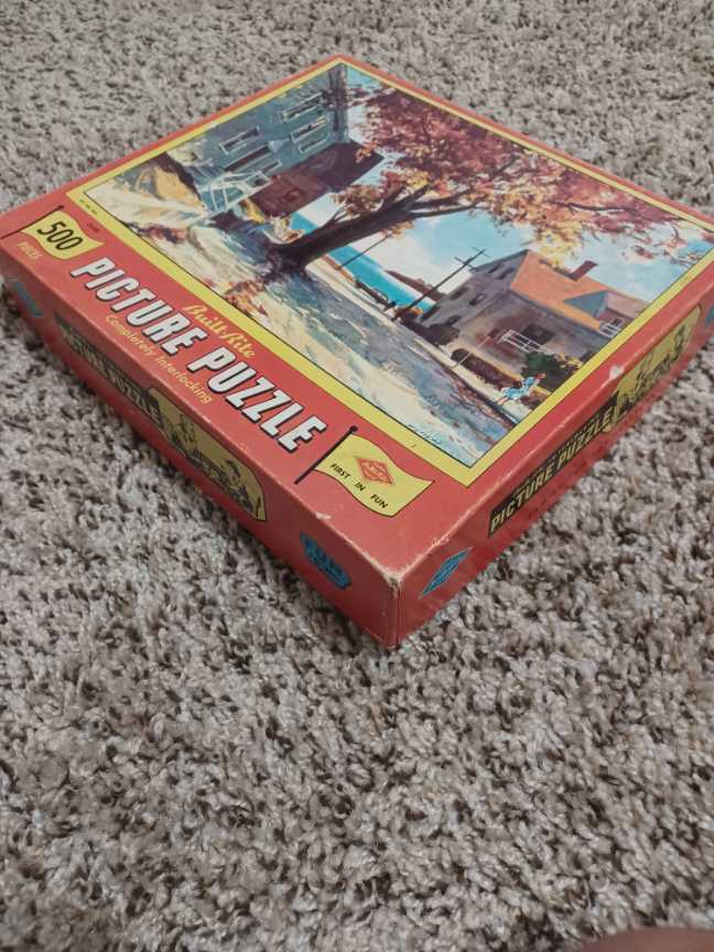 By The Sea - Warren puzzle collectible - Main Image 2