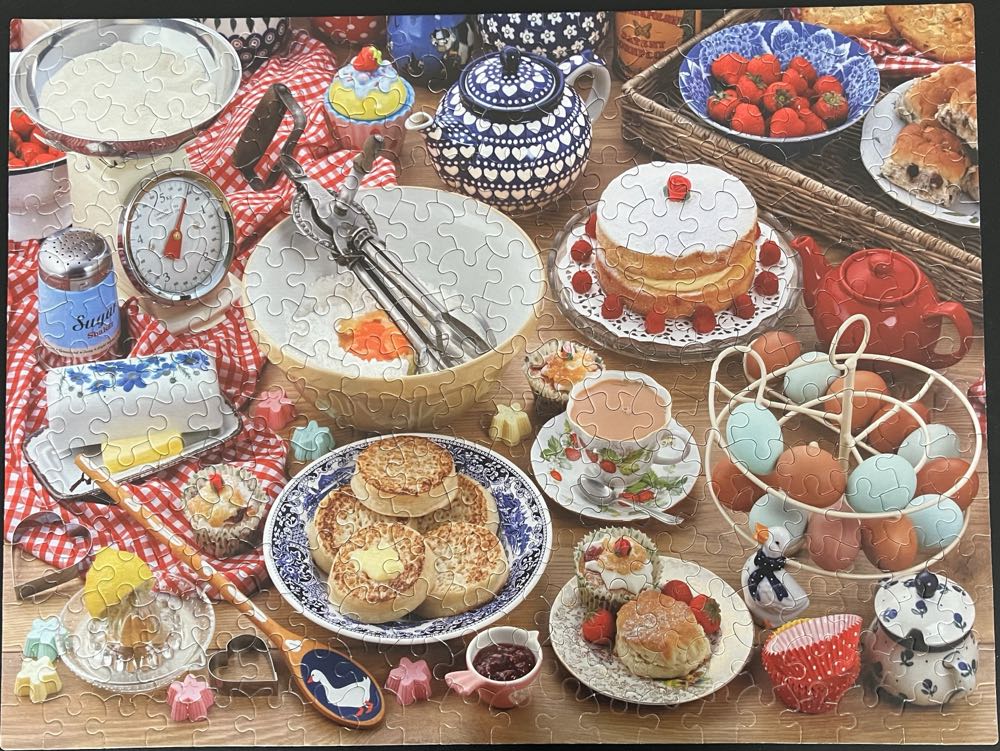 Baking - White Mountain puzzle collectible [Barcode 724819259670] - Main Image 2