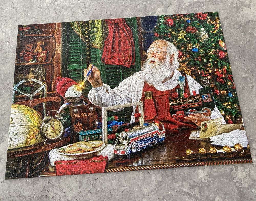 Santa’s Workshop - Master Pieces puzzle collectible [Barcode 705988722448] - Main Image 2