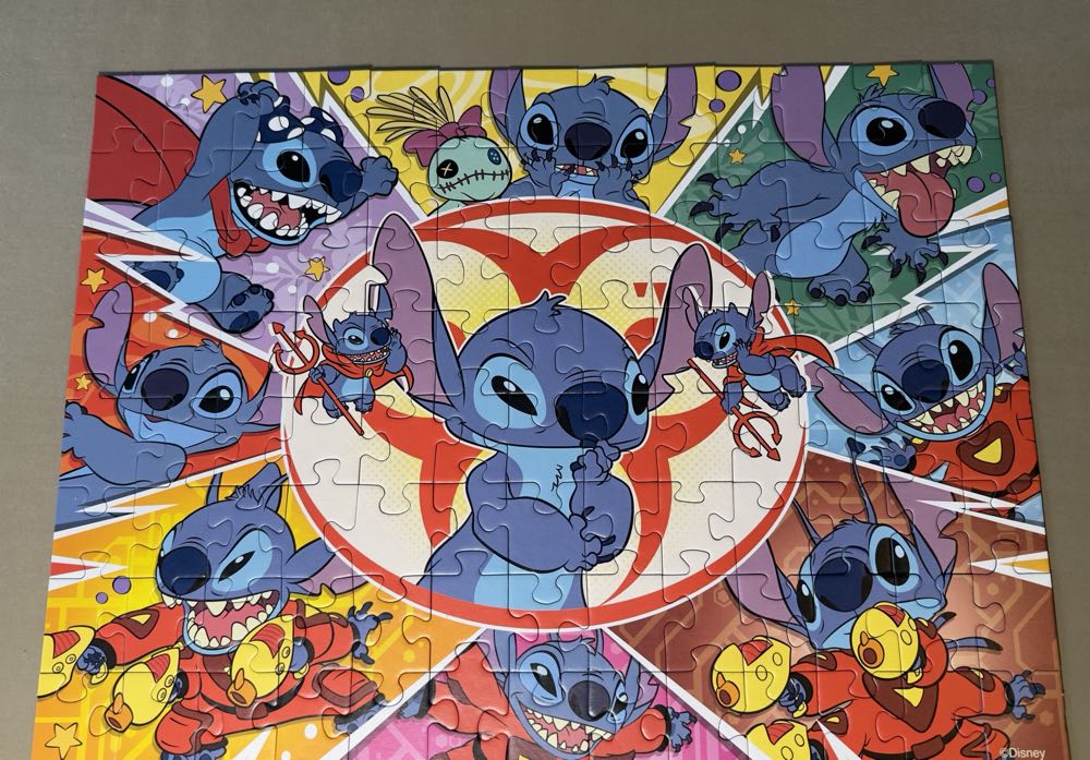 Stitch: In My Own World - Ravensburger puzzle collectible [Barcode 4005555010715] - Main Image 2