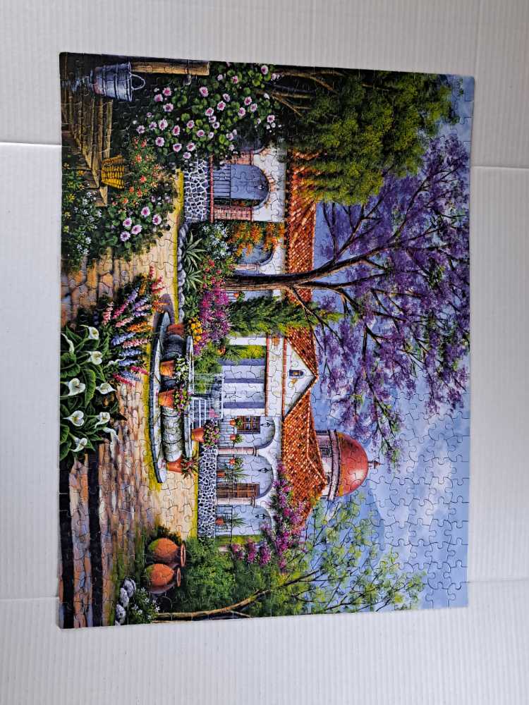 Hacienda With Patio - Ceaco 🇺🇸 puzzle collectible [Barcode 021081242165] - Main Image 3