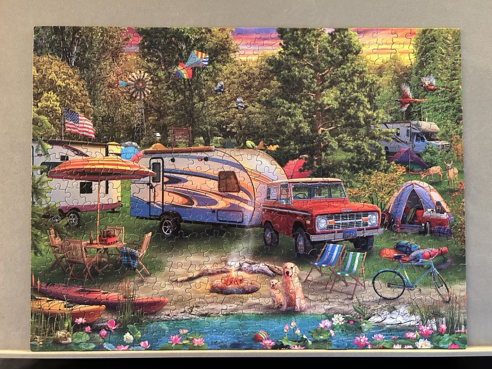 Lakeside Camping - Ceaco puzzle collectible [Barcode 021081242585] - Main Image 2