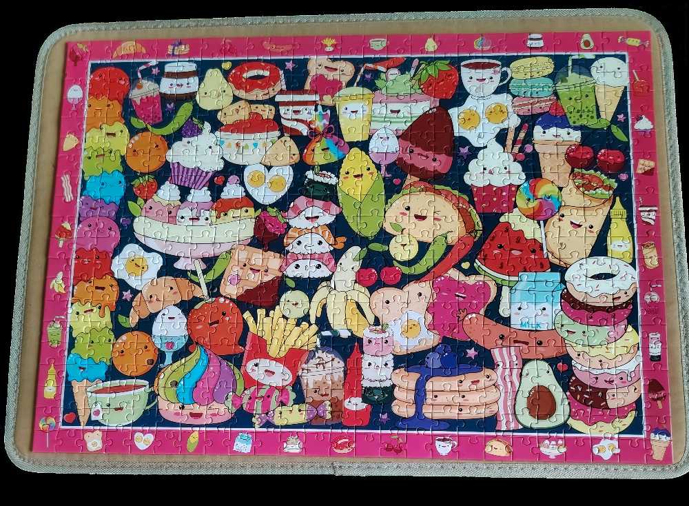 Cute Snacks - Corner Piece puzzle collectible [Barcode 5052089349711] - Main Image 2