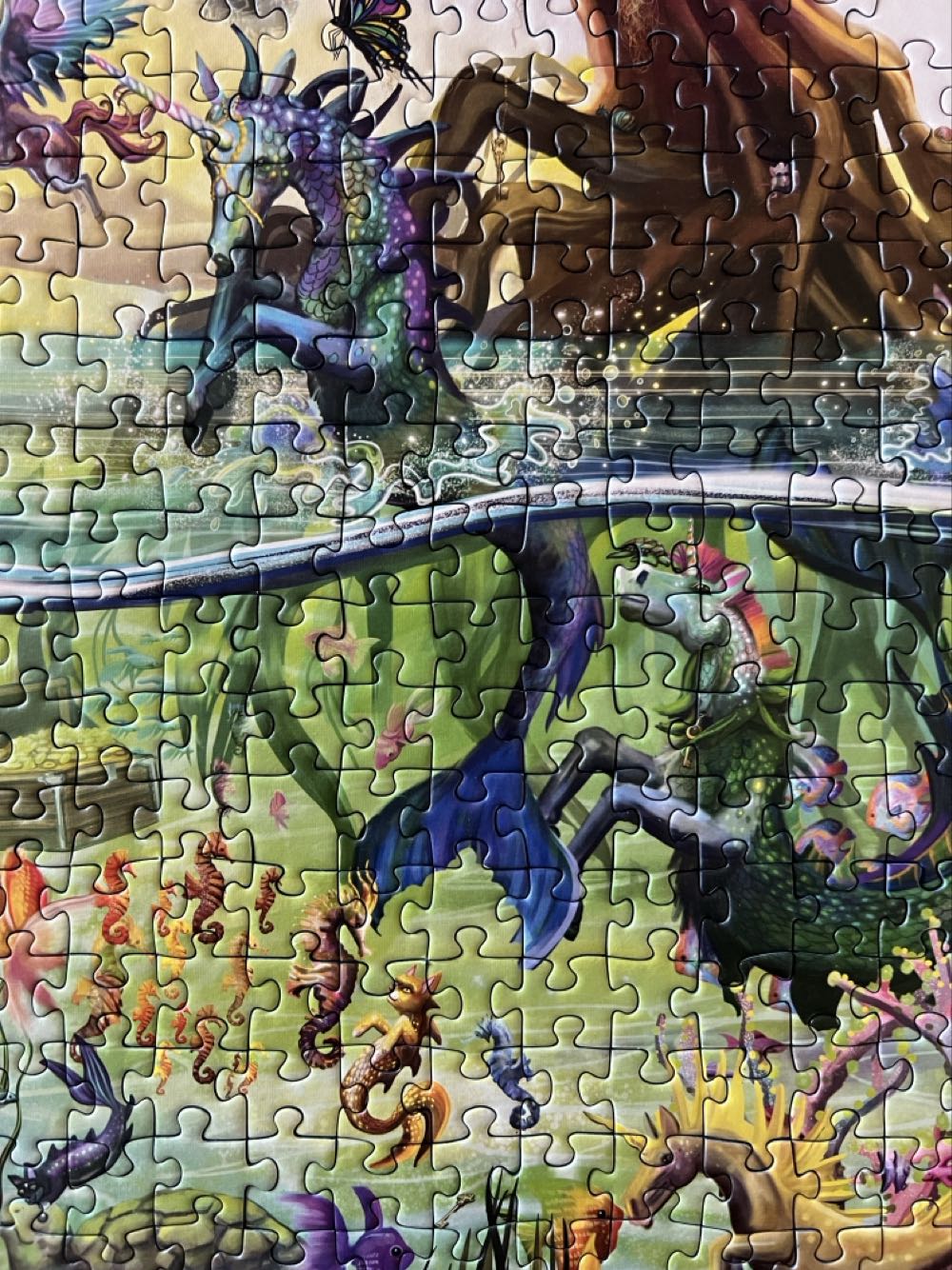 Beautiful Sea Unicorn & Friends - Ravensburger puzzle collectible [Barcode 4005555007982] - Main Image 4