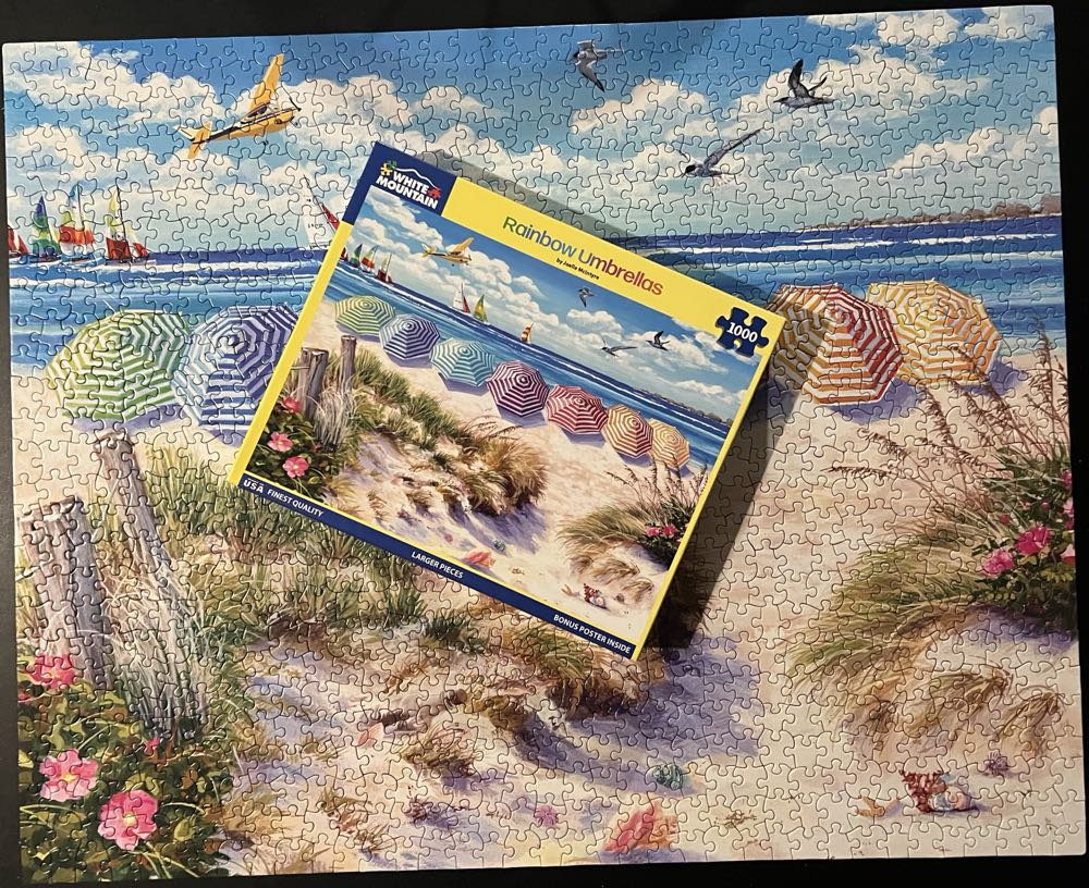 Rainbow Umbrellas - White Mountain puzzle collectible [Barcode 724819268085] - Main Image 4