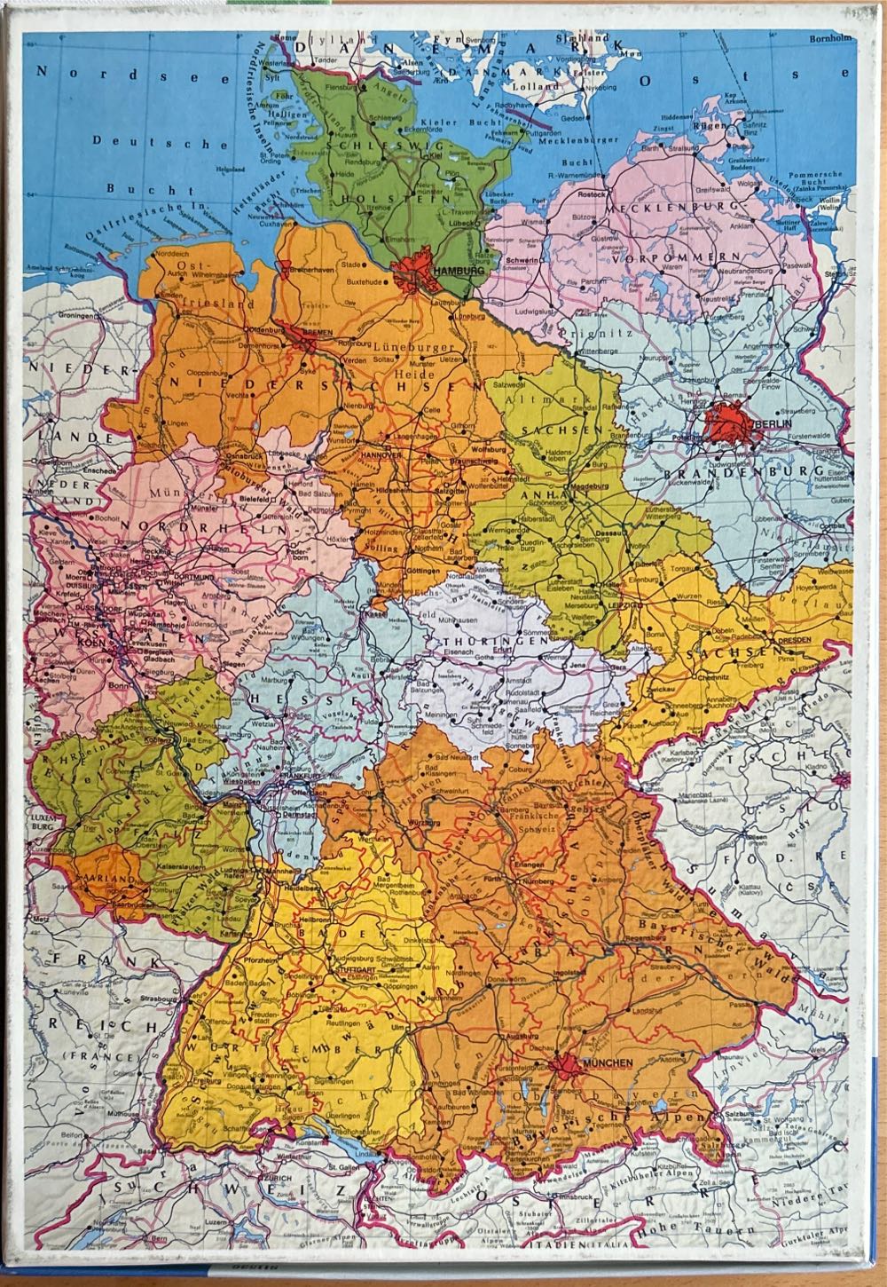 Deutschlandkarte - Ravensburger puzzle collectible - Main Image 2