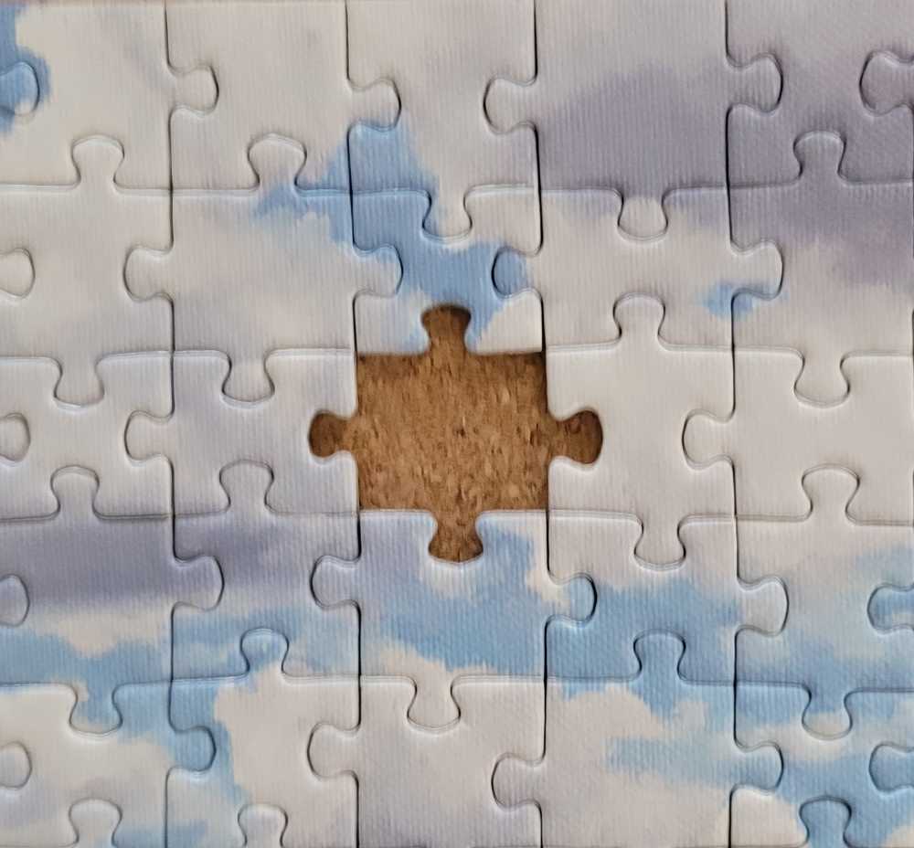 Canalside - Corner Piece 🇬🇧 puzzle collectible [Barcode 5052089330467] - Main Image 4