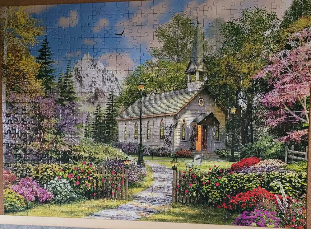 Mountain View Chapel - Corner Piece puzzle collectible [Barcode 5052089304468] - Main Image 2