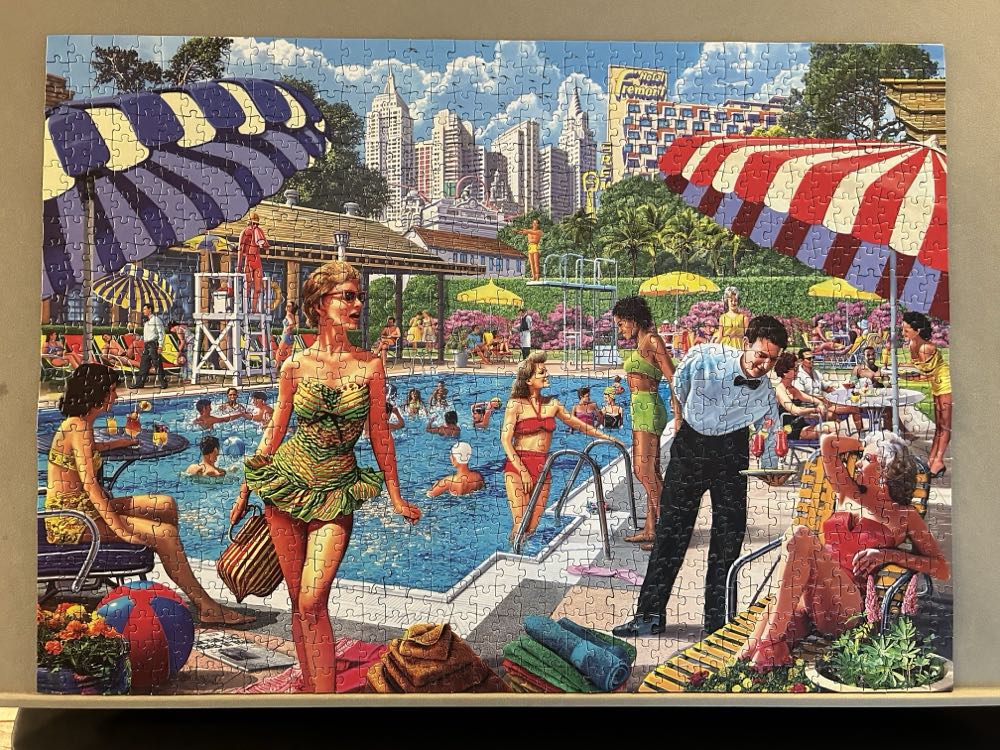 Club Pool  - Rose Art puzzle collectible [Barcode 4895145425568] - Main Image 2