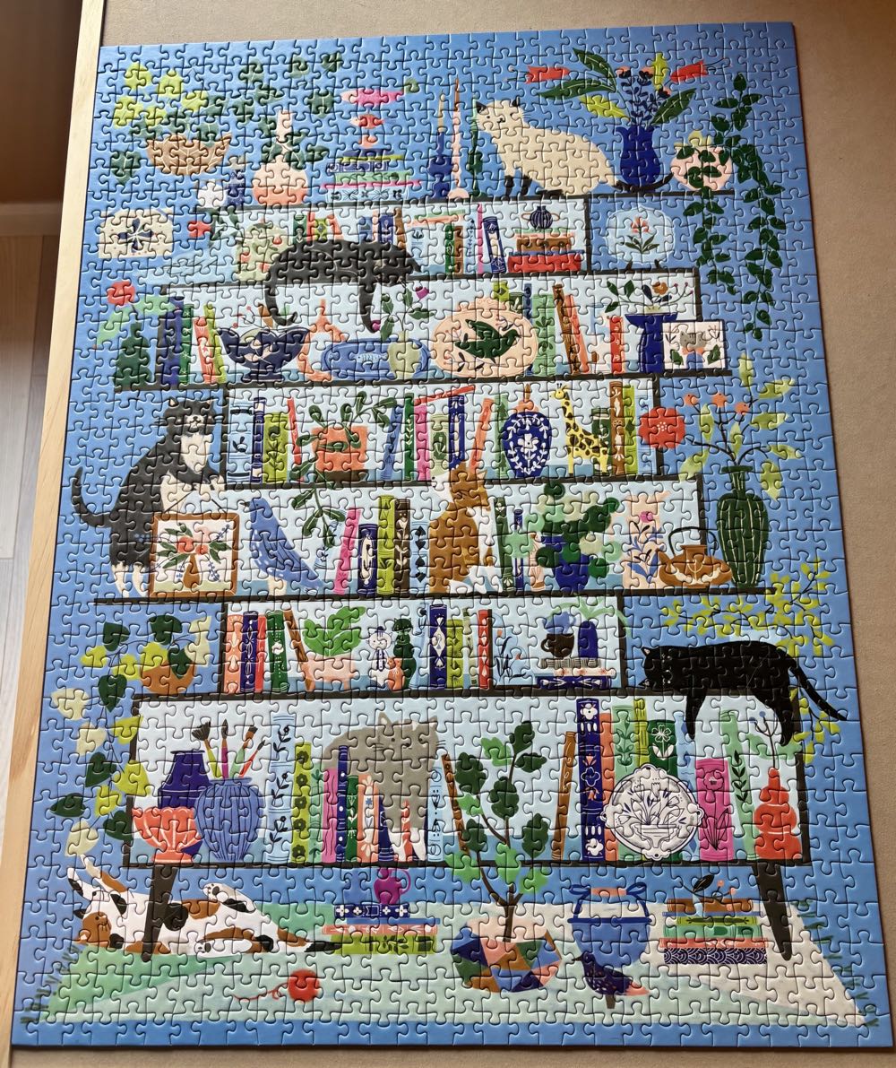 Purrfect Nook - Galison puzzle collectible [Barcode 9780735382725] - Main Image 2