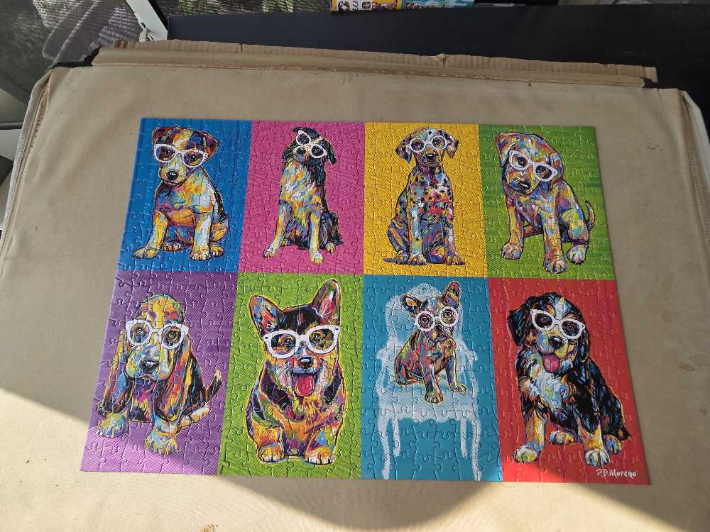 Colorblock Dogs  - Buffalo puzzle collectible [Barcode 079346039067] - Main Image 2