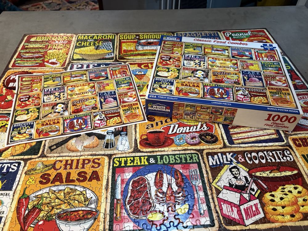 Classic Food - White Mountain puzzle collectible [Barcode 724819265862] - Main Image 2