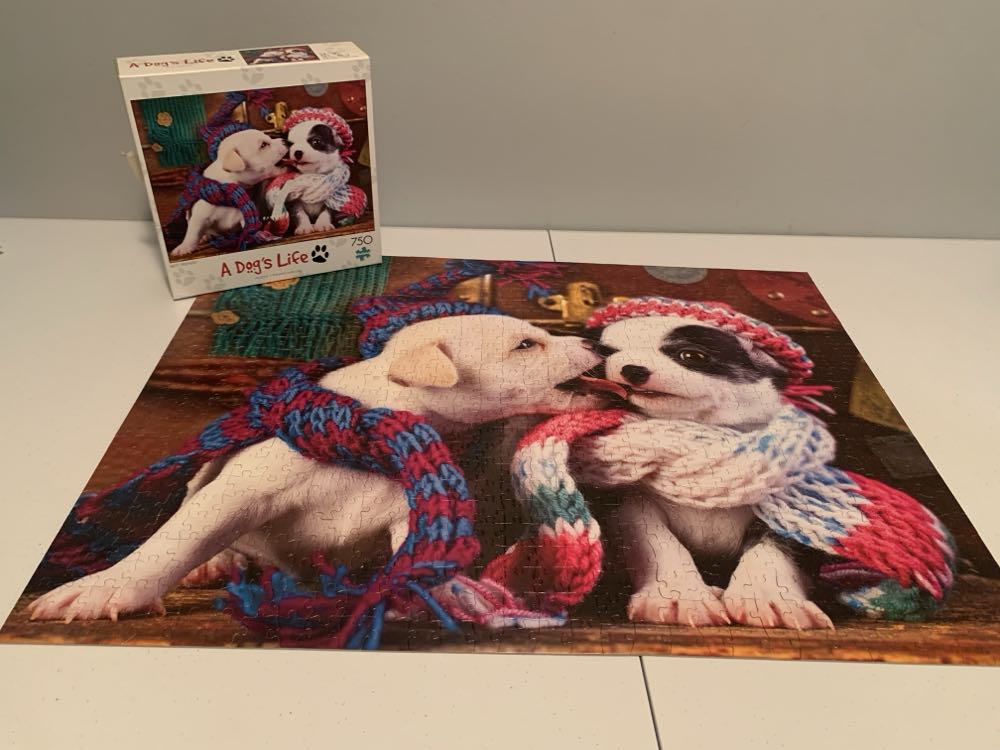 A Dog’s Life: Best Friends - Buffalo puzzle collectible [Barcode 079346173365] - Main Image 2