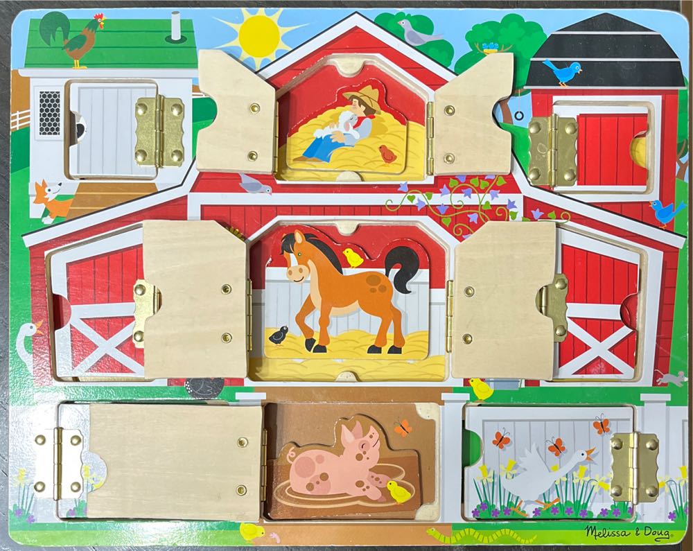 Hide And Seek Farm - Melissa & Doug puzzle collectible [Barcode 000772045926] - Main Image 4