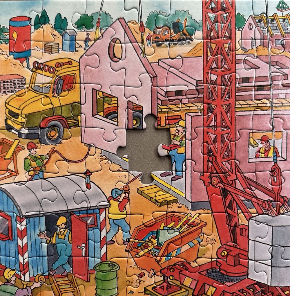 *Building A House - Ravensbuger puzzle collectible [Barcode 4005556093076] - Main Image 4