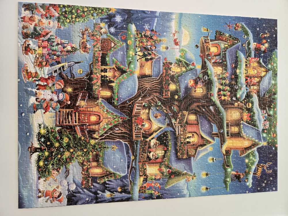 Christmas Treehouse - BBOLDIN puzzle collectible - Main Image 2