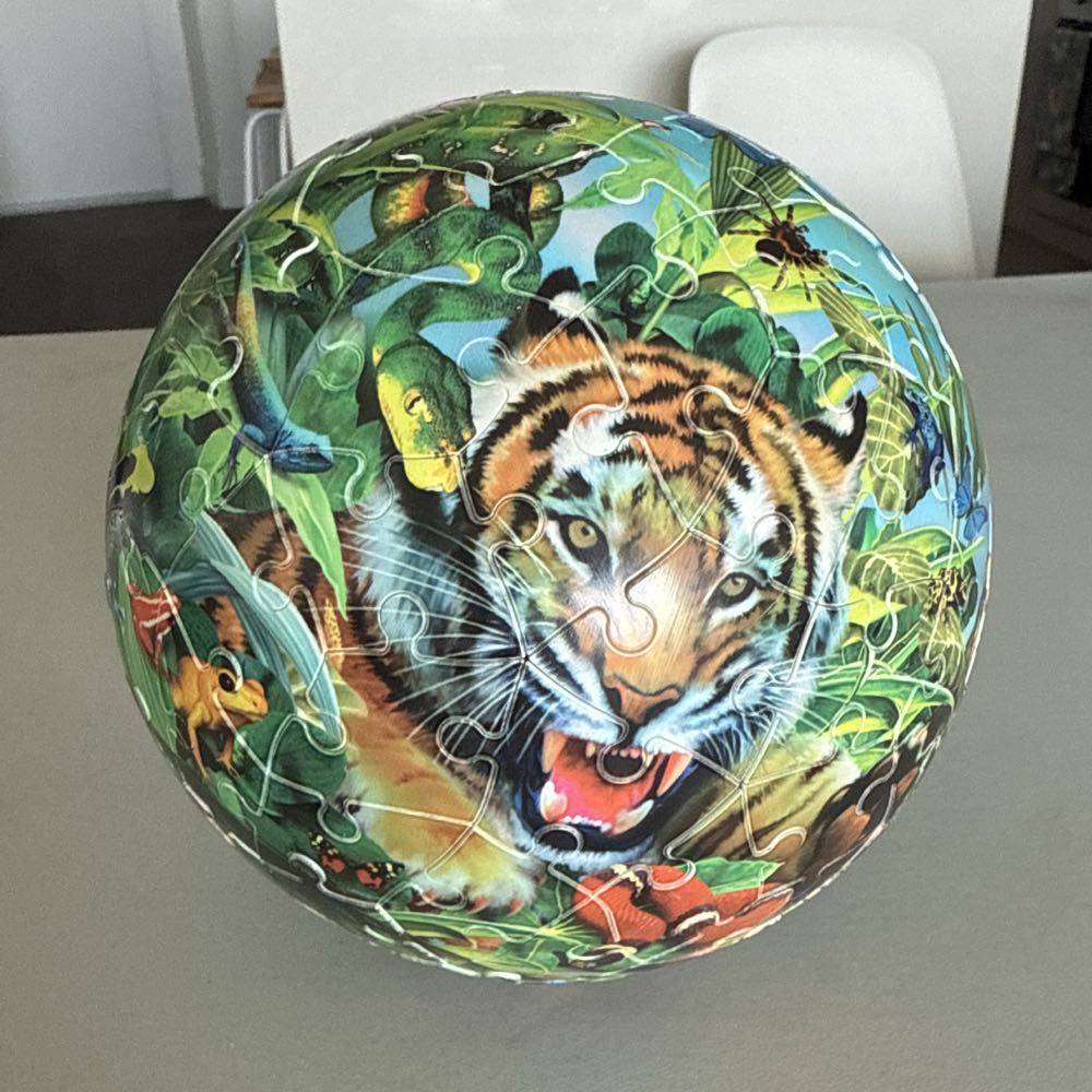 Wonderful Wildlife - Ravensburger puzzle collectible [Barcode 4005556122240] - Main Image 2