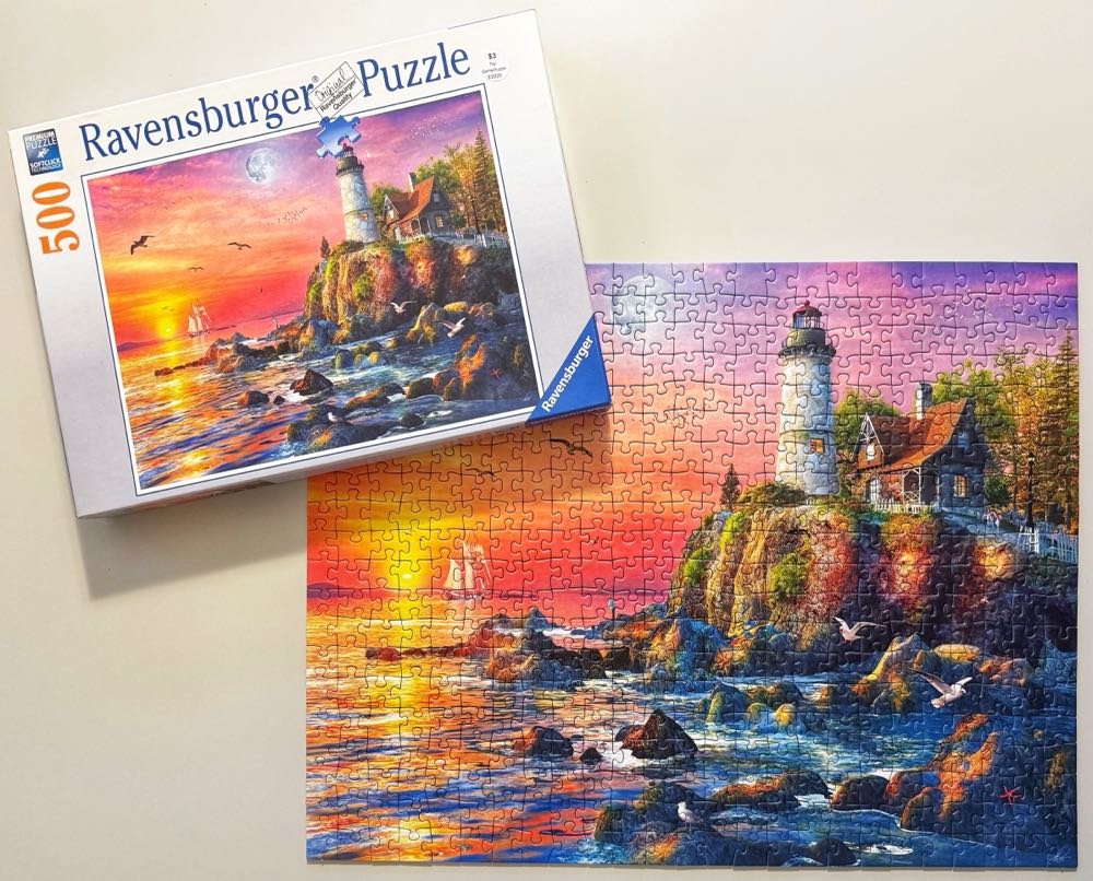 Lighthouse at Sunset* - Ravensburger puzzle collectible [Barcode 4005555002178] - Main Image 3
