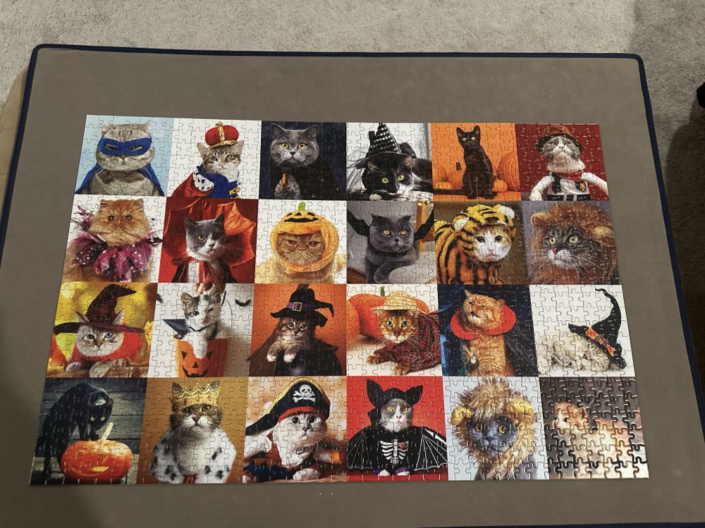 Halloween Cats . - Seesaw Puzzles puzzle collectible [Barcode 840225804713] - Main Image 2