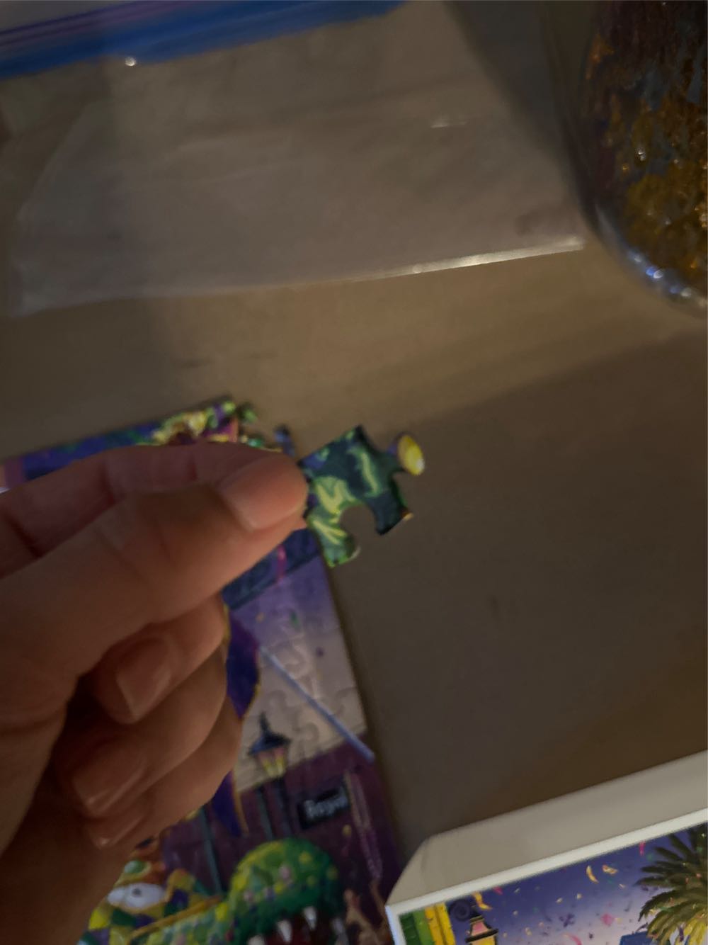 New Orleans Mardi Gras 💎 - Boardwalk Puzzle Company puzzle collectible [Barcode 671095206068] - Main Image 4