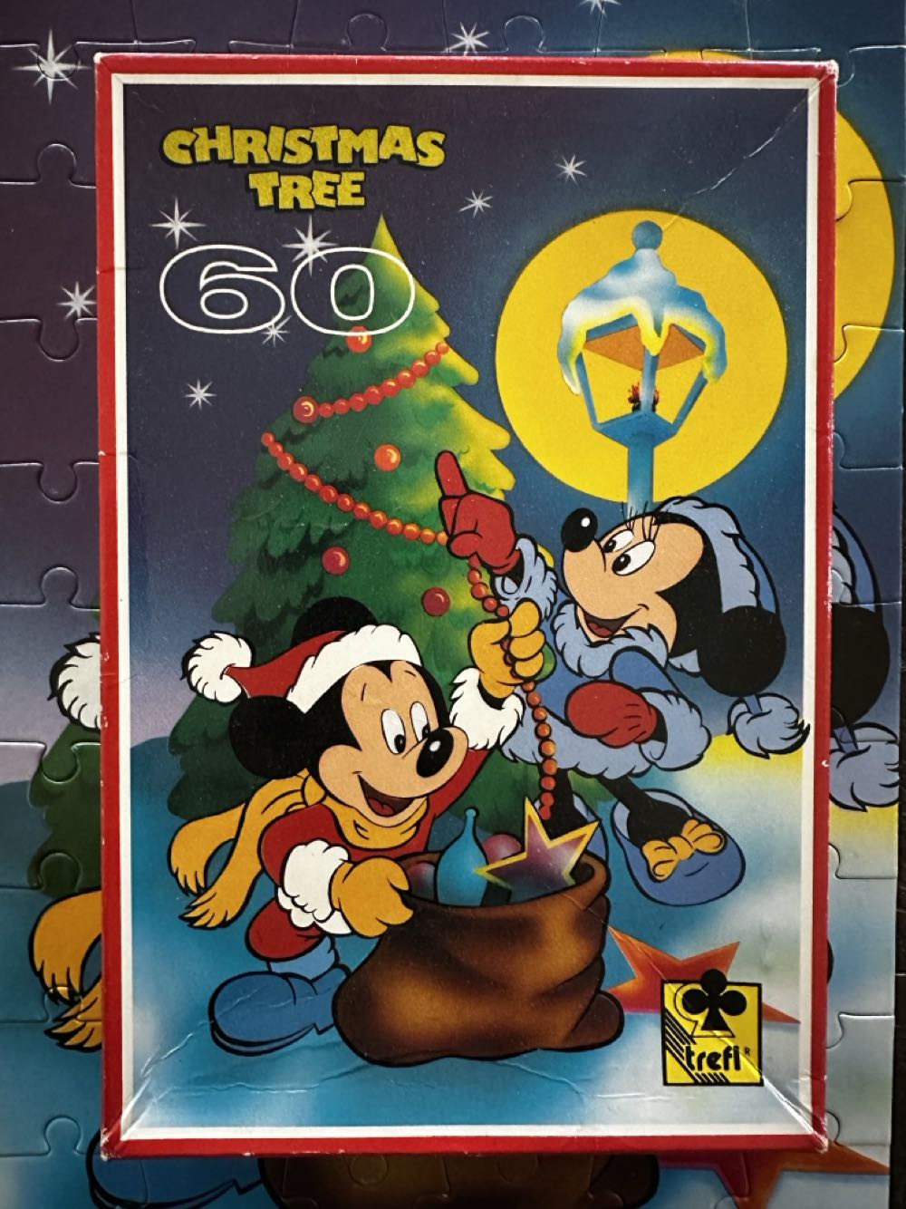 Christmas Tree - Trefl puzzle collectible [Barcode 5900511006063] - Main Image 3