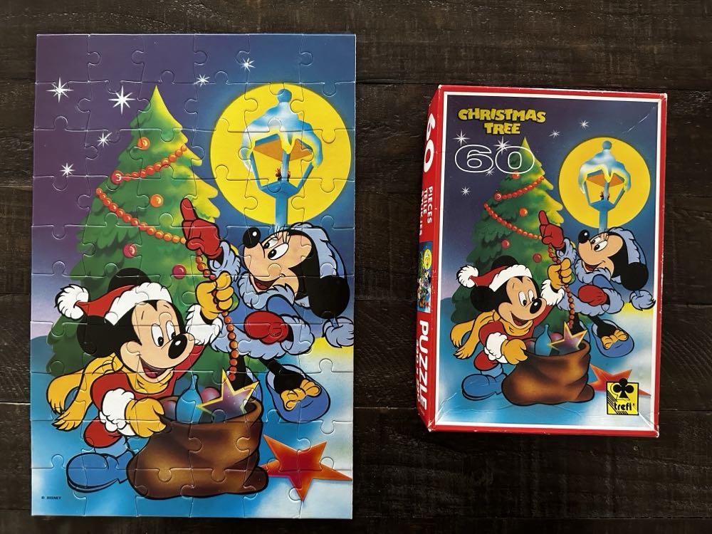 Christmas Tree - Trefl puzzle collectible [Barcode 5900511006063] - Main Image 4