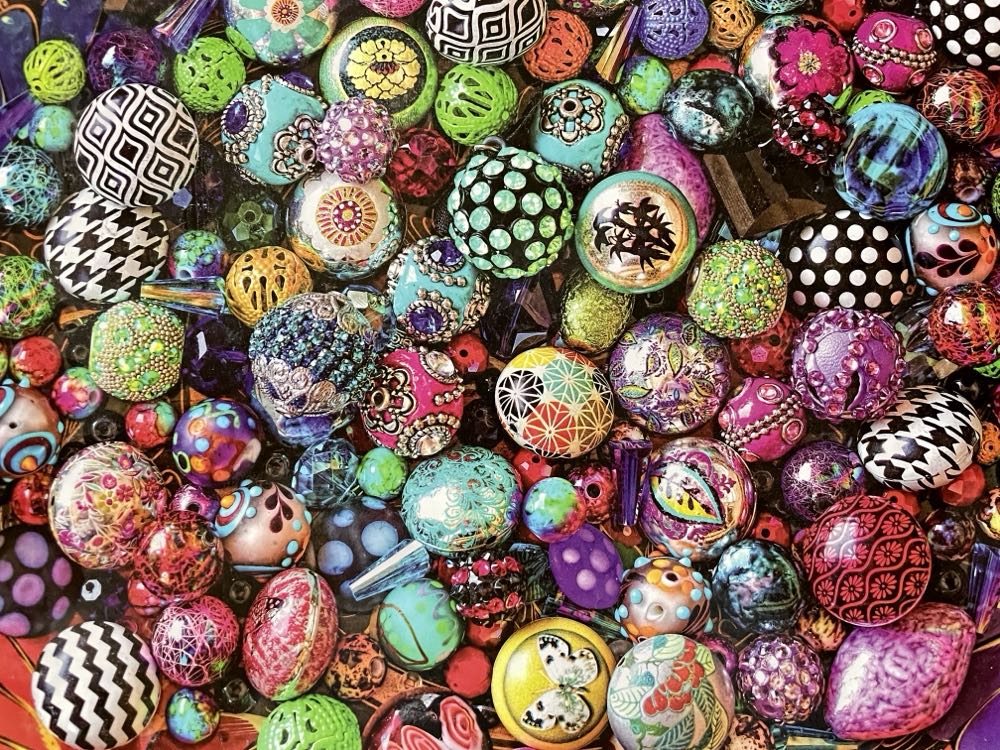 Aimee : Impossible Beads - Express Gifts puzzle collectible [Barcode 43250455] - Main Image 2