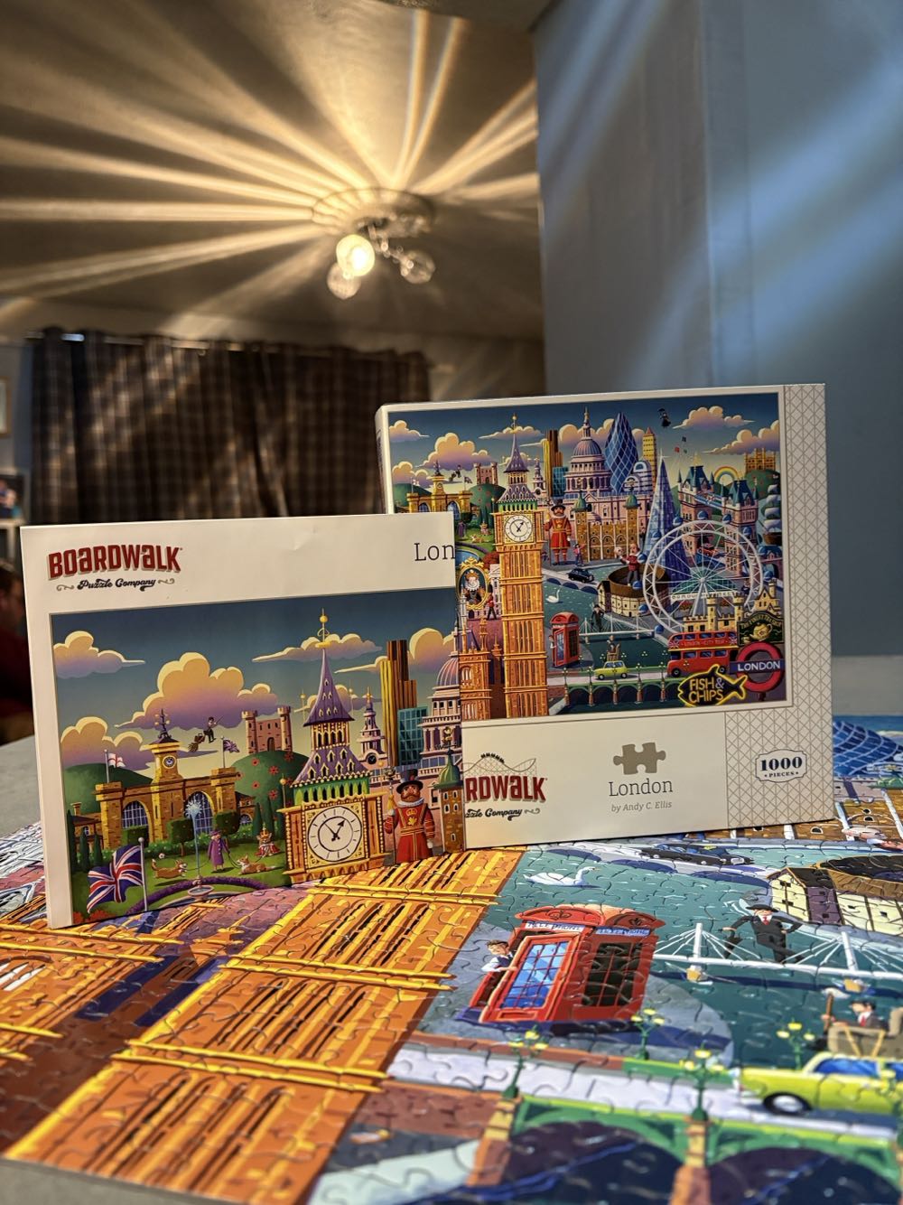 London - Boardwalk Puzzle Company puzzle collectible [Barcode 671095406116] - Main Image 4