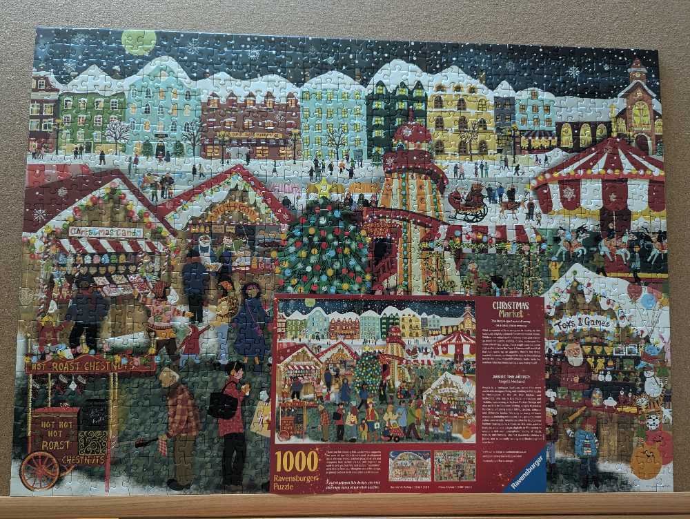 Christmas Market - Ravensburger puzzle collectible [Barcode 4005555007296] - Main Image 3