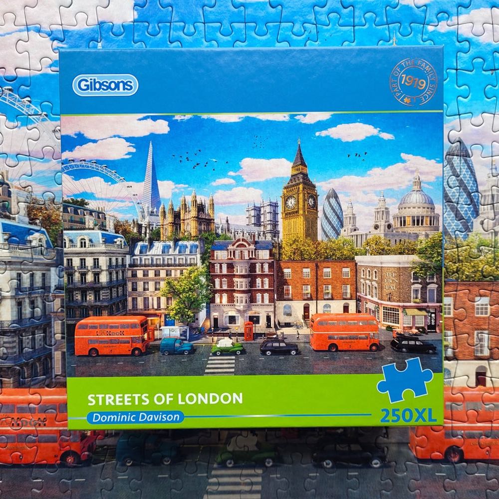 Streets Of London - Gibsons puzzle collectible [Barcode 5012269031539] - Main Image 3