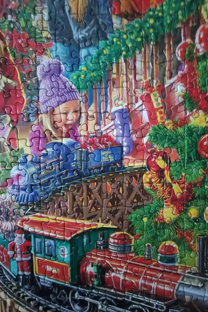 Santas Sweetshop - Gibsons puzzle collectible [Barcode 5012269064162] - Main Image 4