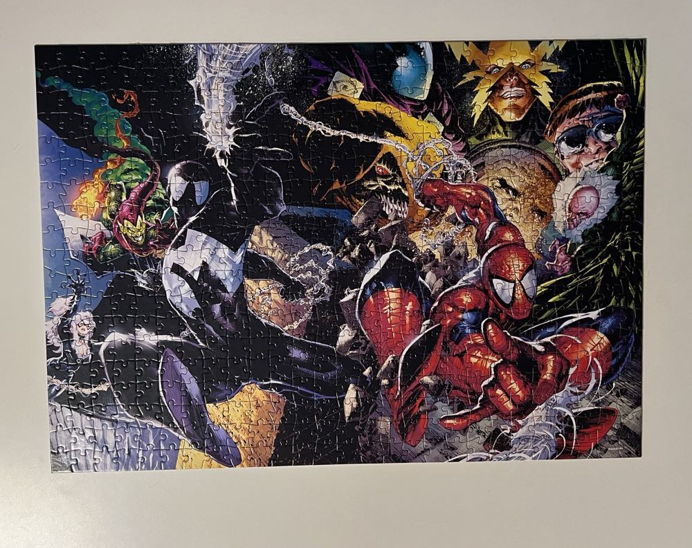 Marvel - The Amazing Spider-Man #4 - Buffalo Games & Puzzles puzzle collectible [Barcode 079346300013] - Main Image 2