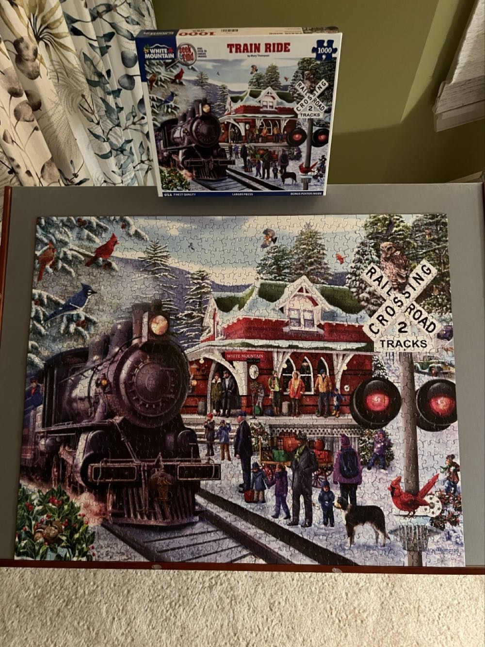 Train Ride - White Mountain puzzle collectible [Barcode 724819265398] - Main Image 2