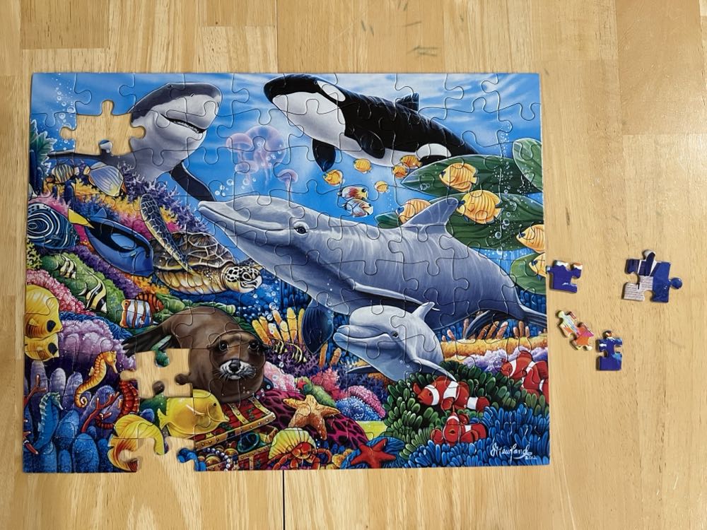 Undersea Friends 🔴 - Master Pieces puzzle collectible [Barcode 705988117190] - Main Image 2