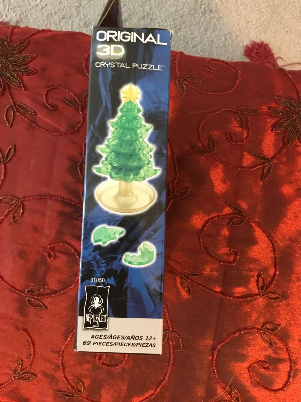 Bepuzzled Christmas Tree 3d Crystal - Bepuzzled puzzle collectible [Barcode 023332310500] - Main Image 3