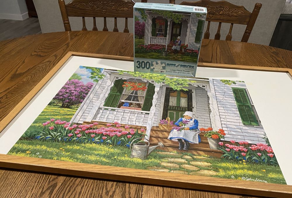 The Scent Of Spring - Bits & Pieces puzzle collectible [Barcode 704812107451] - Main Image 2