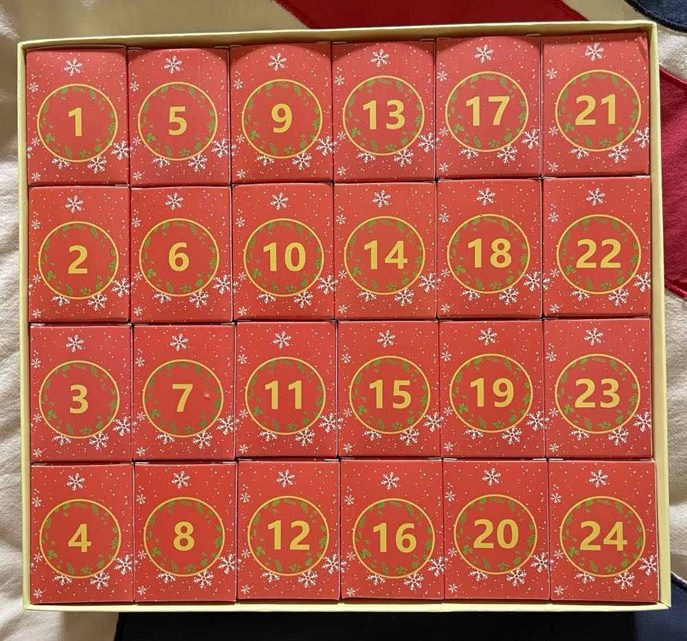 Christmas Fireplace - Christmas puzzle collectible - Main Image 2