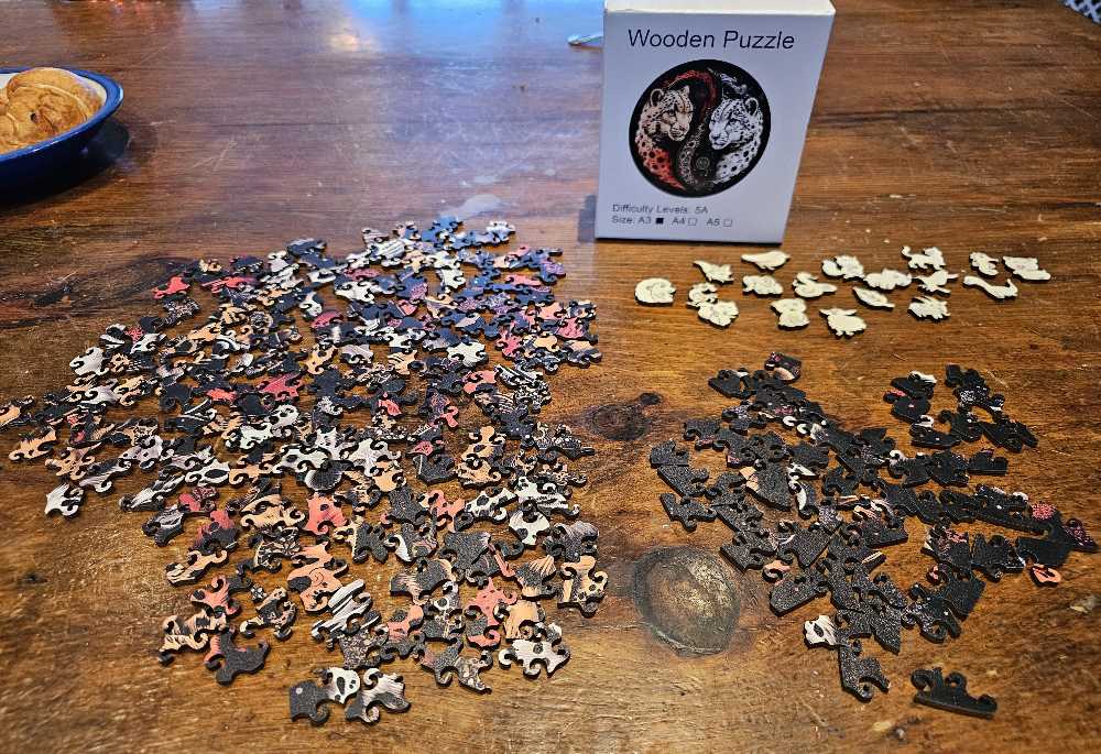 Ying Yang Chita  - Wooden Puzzle puzzle collectible - Main Image 4