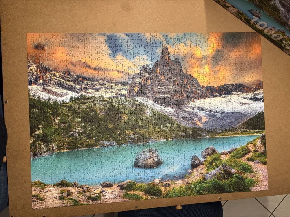 Sorapis Lake, Dolomites, Italy - Enjoy Puzzle puzzle collectible [Barcode 5949194020836] - Main Image 2