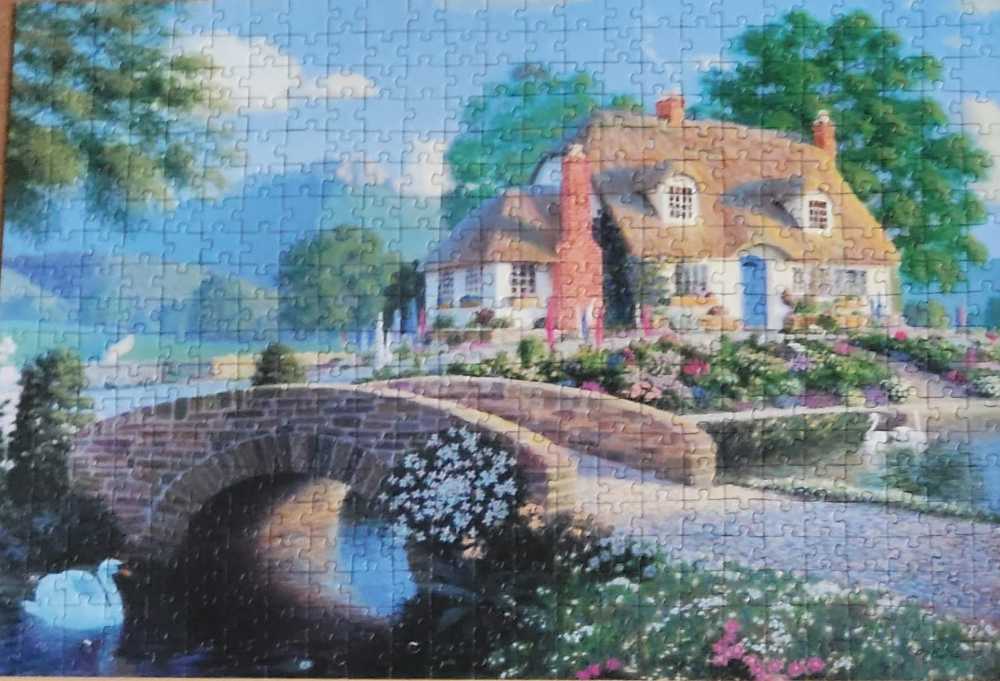 Homestead - Corner Piece puzzle collectible [Barcode 5052089312524] - Main Image 2