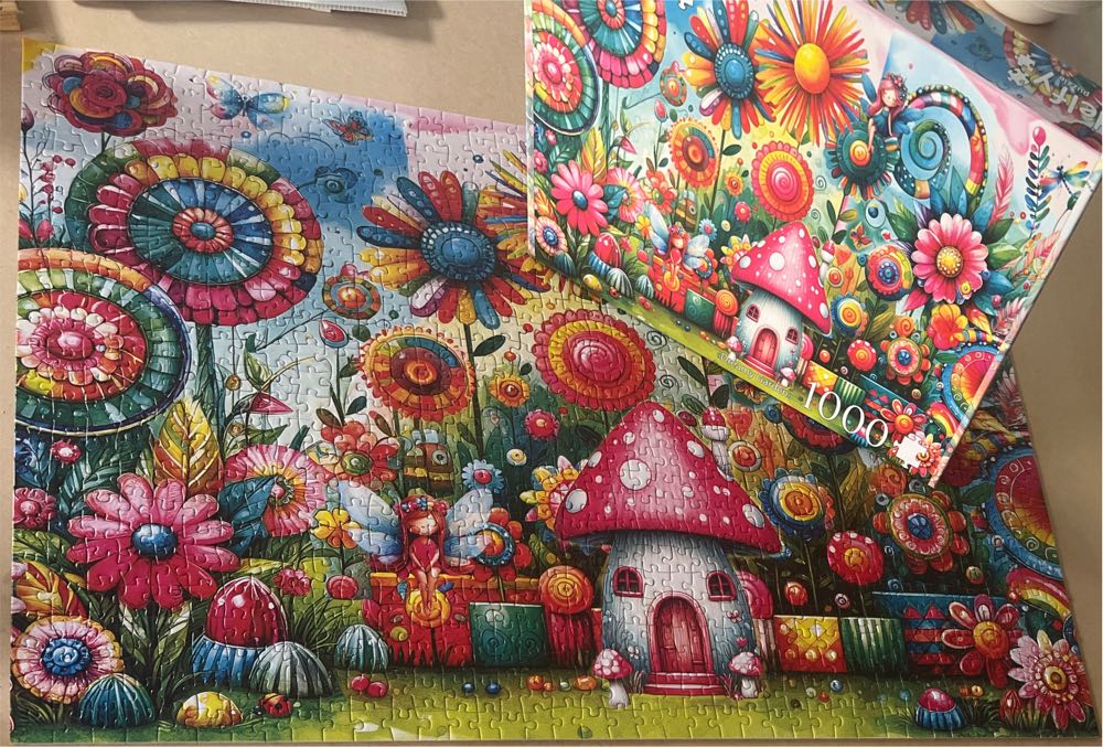 Dreamy Garden (SOLD) - Delfy puzzle collectible [Barcode 733968109569] - Main Image 2