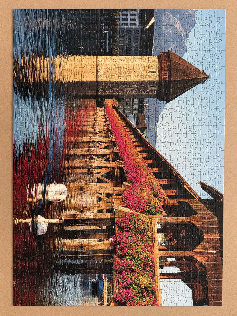 Luzern Kapellbrücke - Ravensburger puzzle collectible [Barcode 4005556887224] - Main Image 2