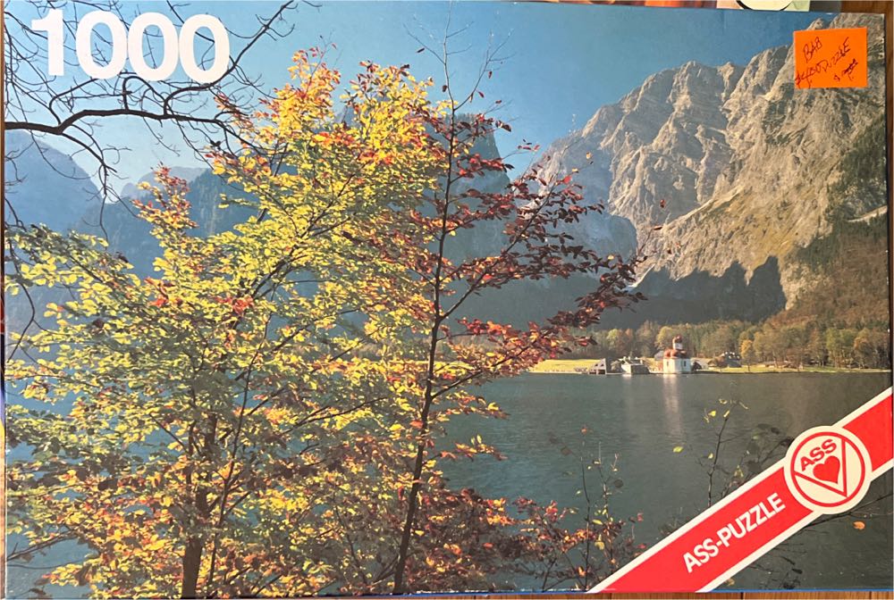 Un Fournier Mini Quarter Tin 86 Pieces