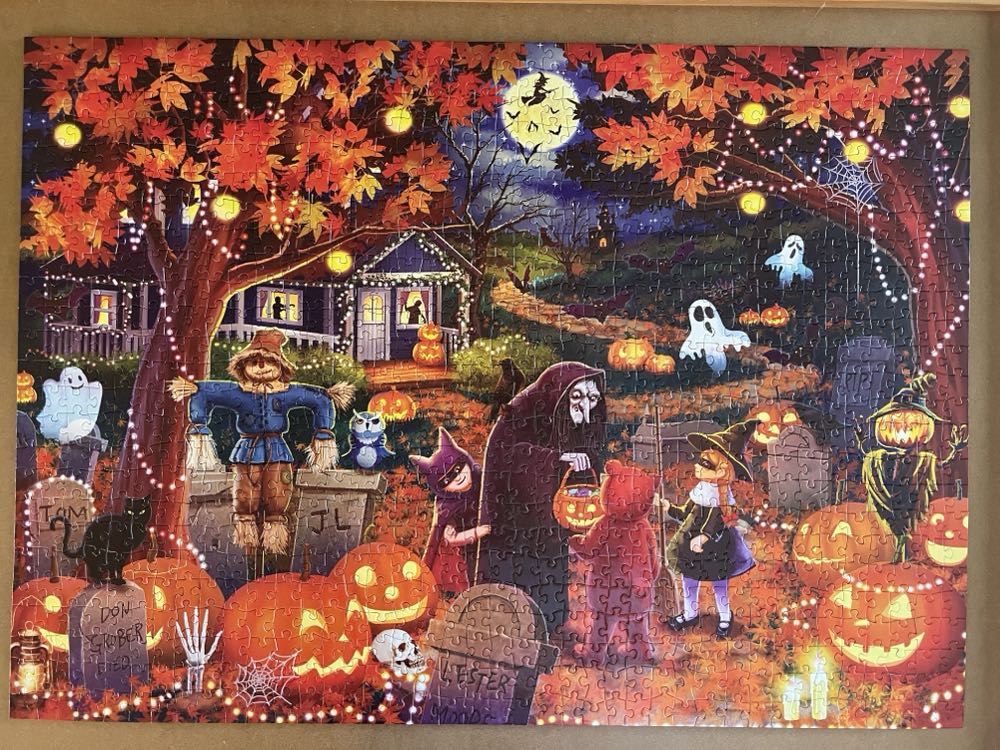 Trick Or Treat - Hua Dada puzzle collectible - Main Image 2