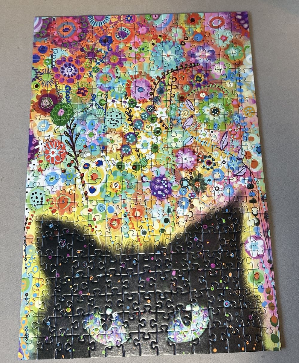 Puzzle Moment: Kaleidoscope Kitty - Ravensburger puzzle collectible [Barcode 4005555013273] - Main Image 2