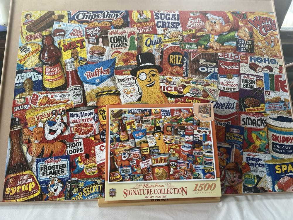 Mom’s Pantry - Master Pieces puzzle collectible [Barcode 705988626579] - Main Image 3
