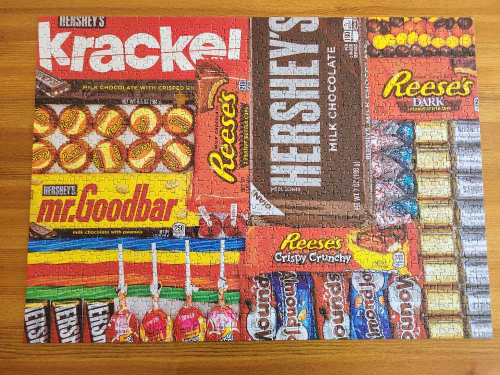 Hersey’s - Master Pieces puzzle collectible - Main Image 2