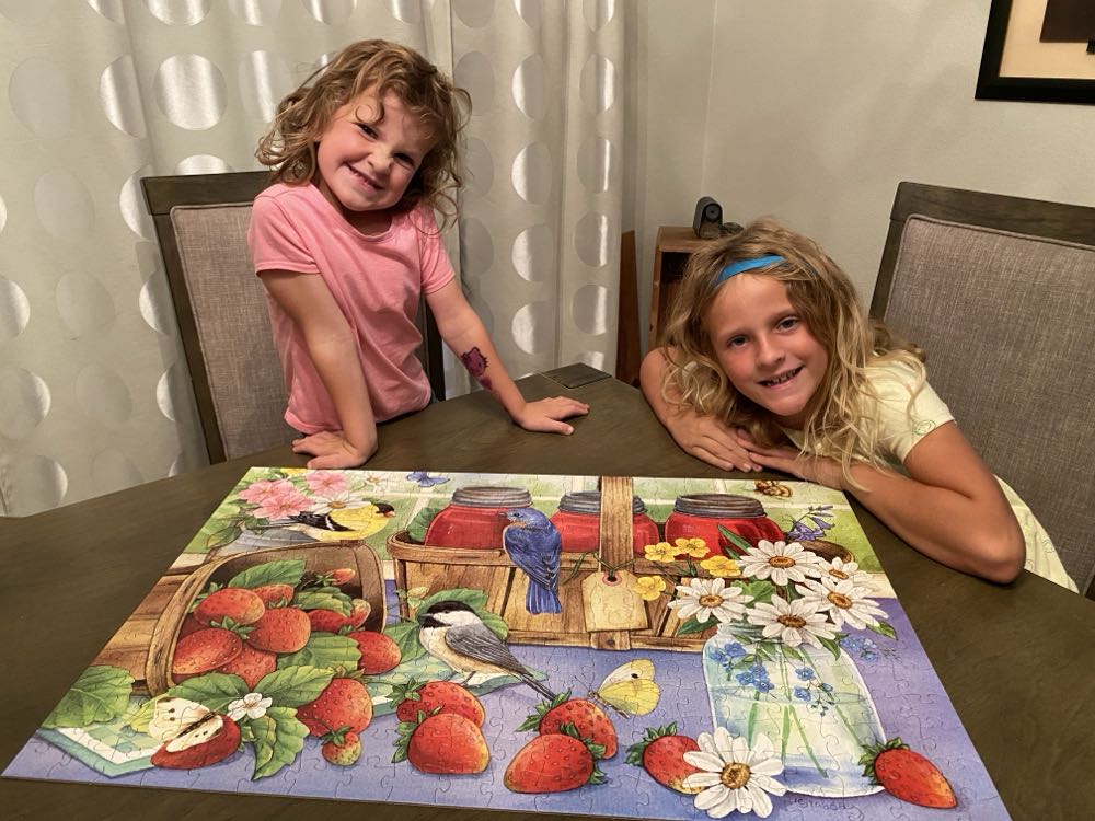 Strawberry Jam - Sure-lox puzzle collectible [Barcode 686141704009] - Main Image 3