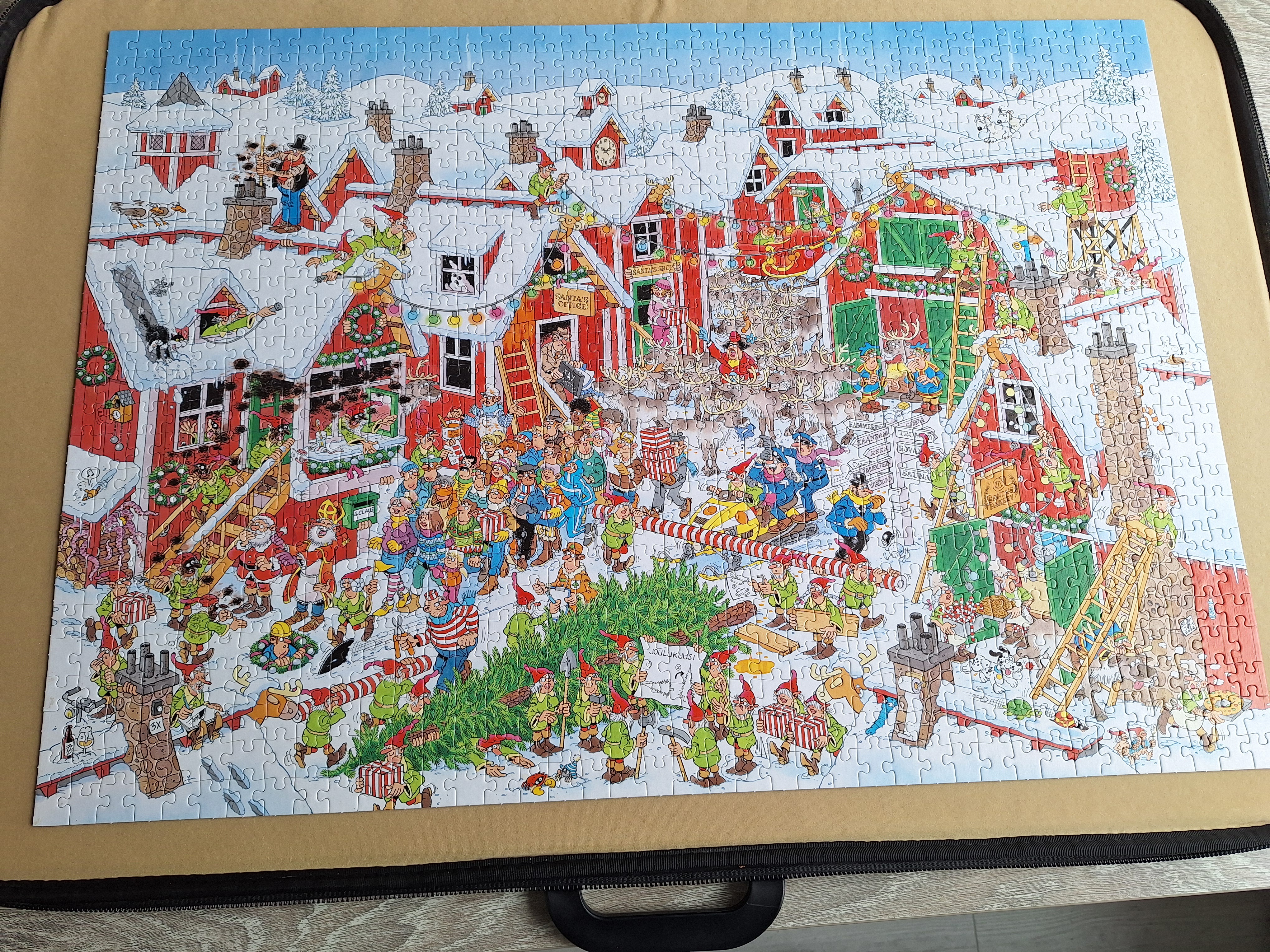 Het Dorp van de Kerstman  puzzle collectible - Main Image 2