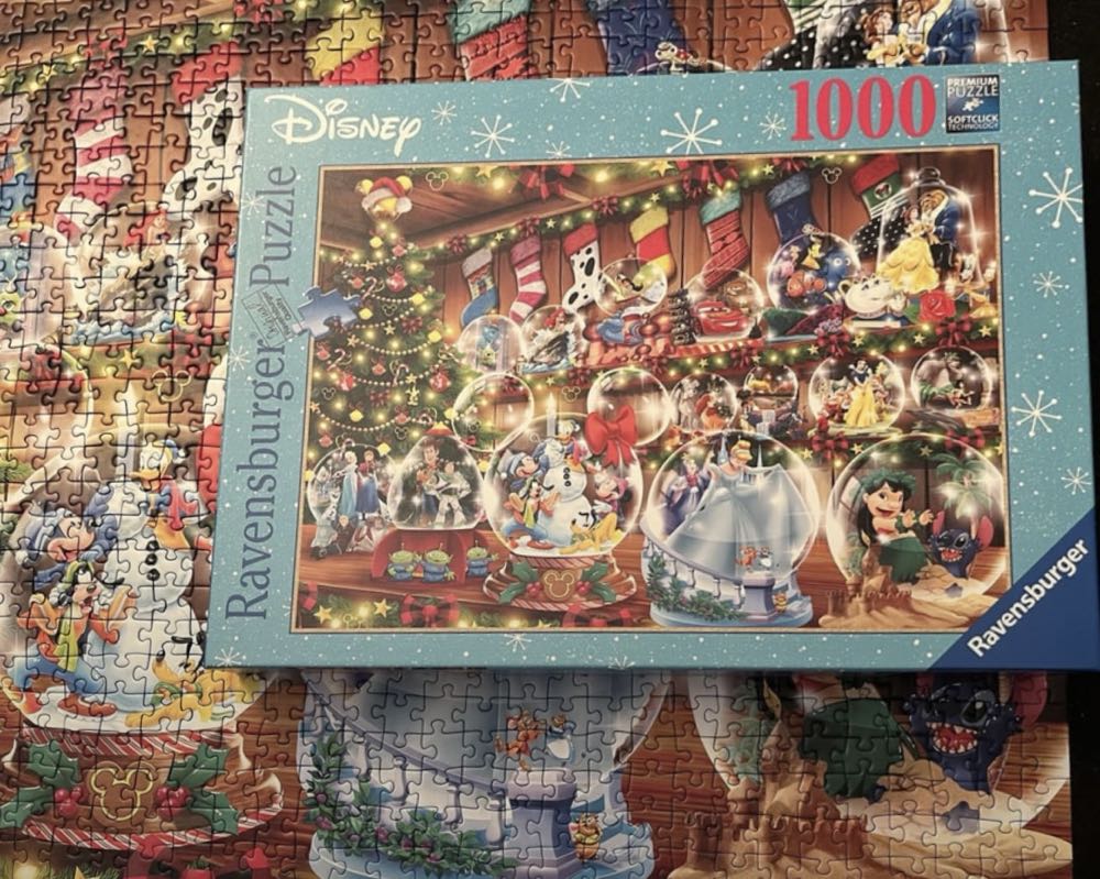 Disney Snow Globes  - Ravensburger puzzle collectible [Barcode 4005555005377] - Main Image 4